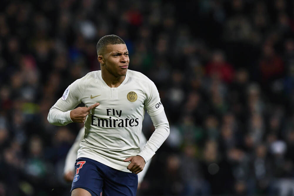 特朗普计划在美国东部时间晚上9:45签署结束政府停摆的法案